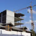Спират строежите в Банско до октомври