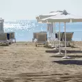 В Хърватия вече прибират хавлиите на туристи, запазили си място на плажа