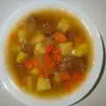 Бистра супа от телешки късчета