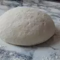 Традиционно тесто за пица