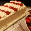Пандишпанова торта с ягоди