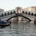 На Венеция ѝ писна от туристите