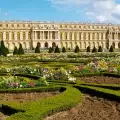 Дворецът Версай се превръща в хотел