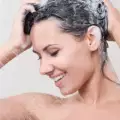 Ефектът на обратното измиване прави косата идеална