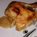 Задушени пилешки бутчета с лук в йенска тава
