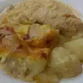 Пиле с картофи и сметана на фурна