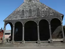 Църквите на Чилое