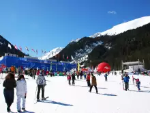 Ski legends opened the new winter season in Bansko