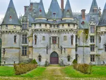 Продават замък във Франция на изгодна цена