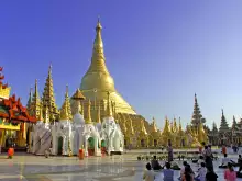 Шведагон Пагода (Shwedagon Pagoda)