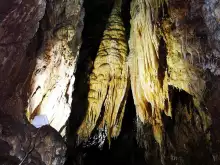 Голям интерес от туристи към Ягодинската пещера по празниците