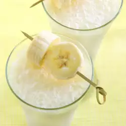 Мляко с банани