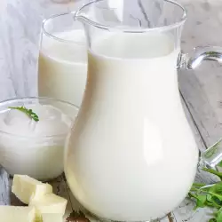 Можем ли да обезмаслим млякото в домашни условия?