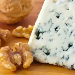 Как се прави синьото сирене?