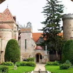Замък Боривар