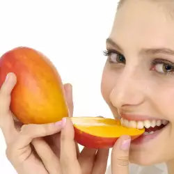 Как се бели манго?