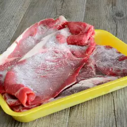 Колко време може да се съхранява свинско във фризер?