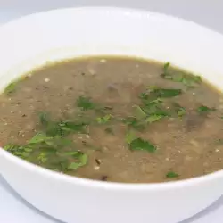 Лека гъбена супа