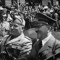 Връзката на Хитлер с обществото Туле