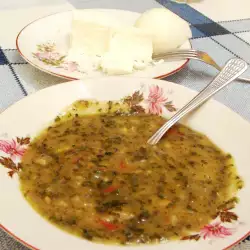 Копривена супа с ориз и зелен лук