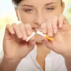 Жените отказват цигарите лесно преди цикъл