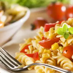 Апетитни идеи за салати с макарони