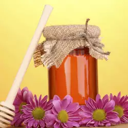 Проверете дали ядете качествен мед с този прост тест