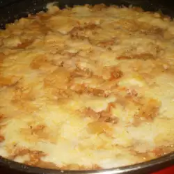 Мусака с картофи, кайма и ориз