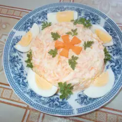 Салата от моркови и яйца