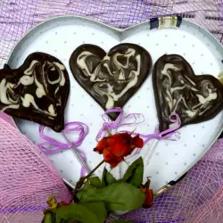 Шоколадови сърца на клечка