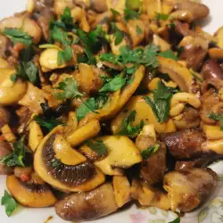 Chicken Hearts with Mushrooms and Onions in Butter