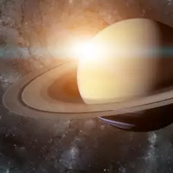 Phenomenal! Saturn is Changing its Color
