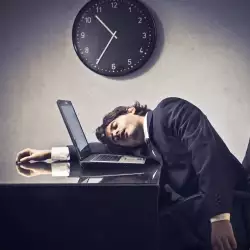 A Dark Office = Less Sleep