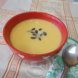 Пасирана супа с тиква и джинджифил