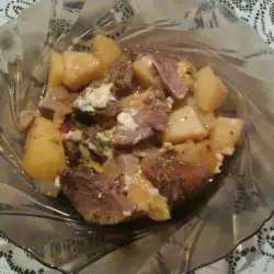 Свински език с картофи
