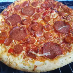 Лесно тесто за пухкава пица