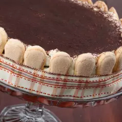 Шоколадова торта с целувки