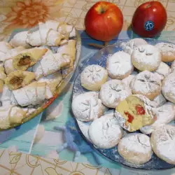 Турски локумки с ябълки и лешници