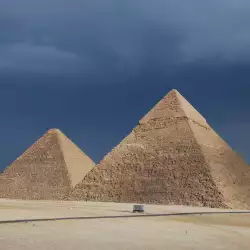Зимата стигна до египетските пирамиди
