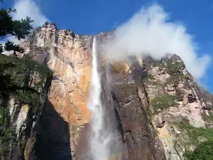 Най-красивите водопади в света - Снимка Angel Falls във Венецуела
