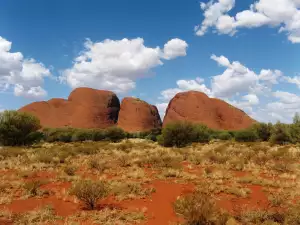 Природни Забележителности - Снимка Улуру - Айърс Рок в Австралия