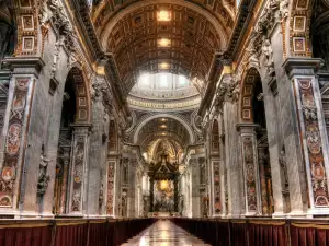Най-красивите църкви по света - Снимка В базиликата Свети Петър в Рим