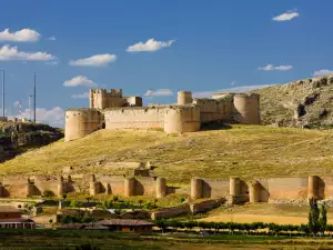 Средновековни замъци и крепости - Снимка Замъкът Берланга де Дуеро  в Испания
