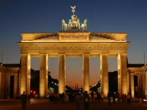 Исторически Забележителности - Снимка Бранденбургската Врата в Берлин