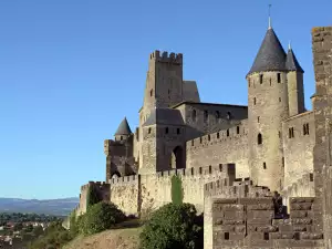 Средновековни замъци и крепости - Снимка Замъкът Каркасон  във Франция