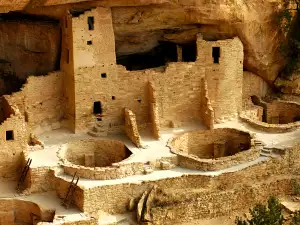 Исторически Забележителности - Снимка Индианските руини Меса Верде