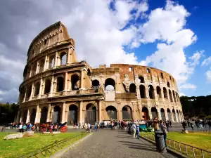 Чудесата на древния свят - Снимка Колизеумът в Рим