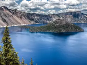 Най-красивите езера по света - Снимка Езерото Крейтър