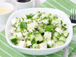 Salad with Chives
