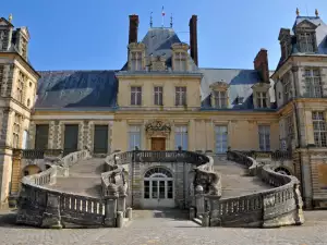 Най-красивите дворци в света - Снимка Дворецът на Наполеон - Фонтенбло